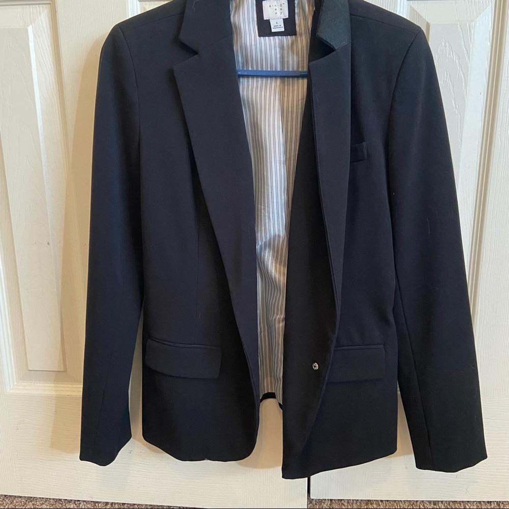 Black blazer